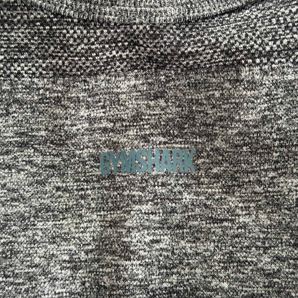 Gray Women's GymShark Cropped Top - Picture 4 of 5
